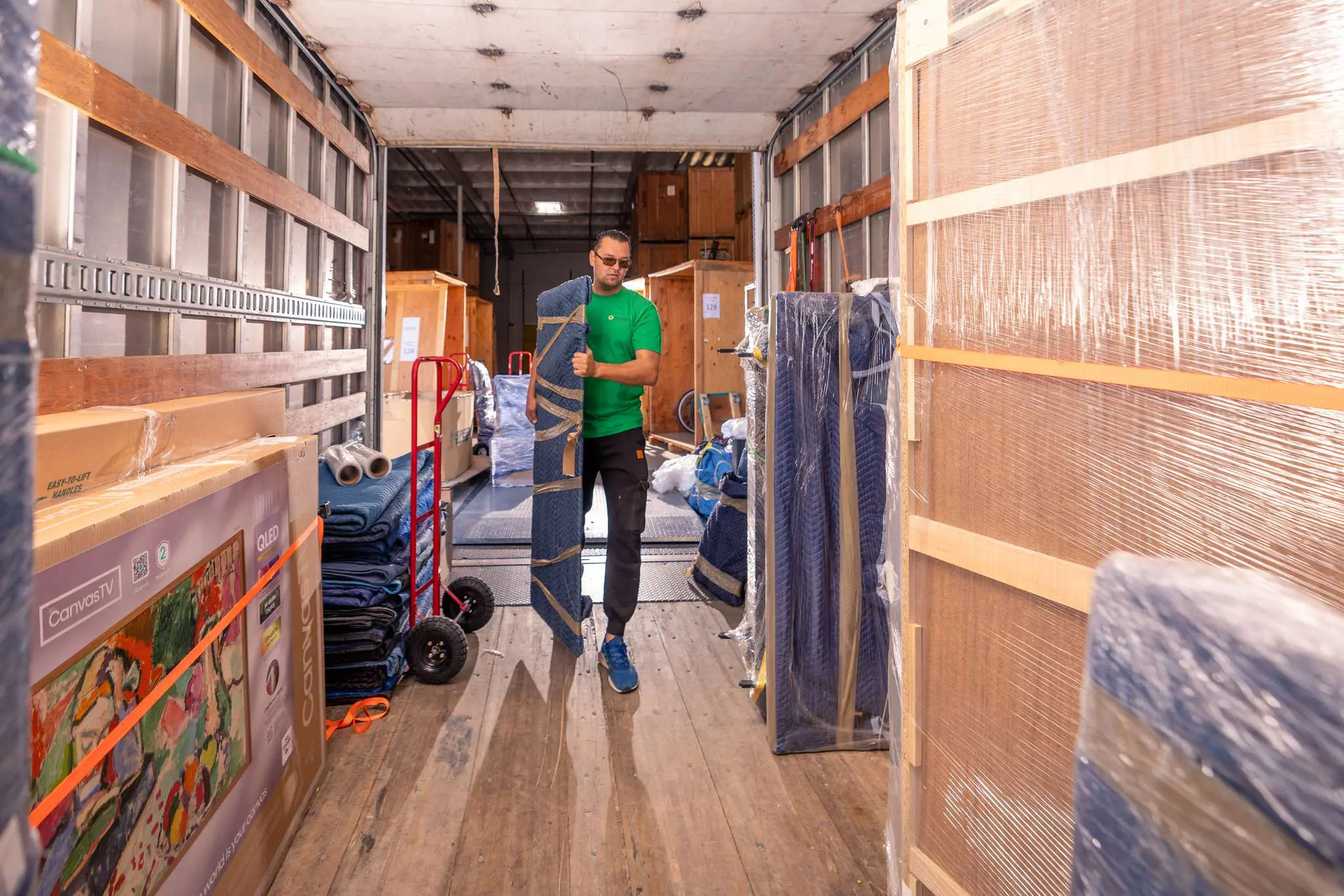 Wrapping a cabinet for transport